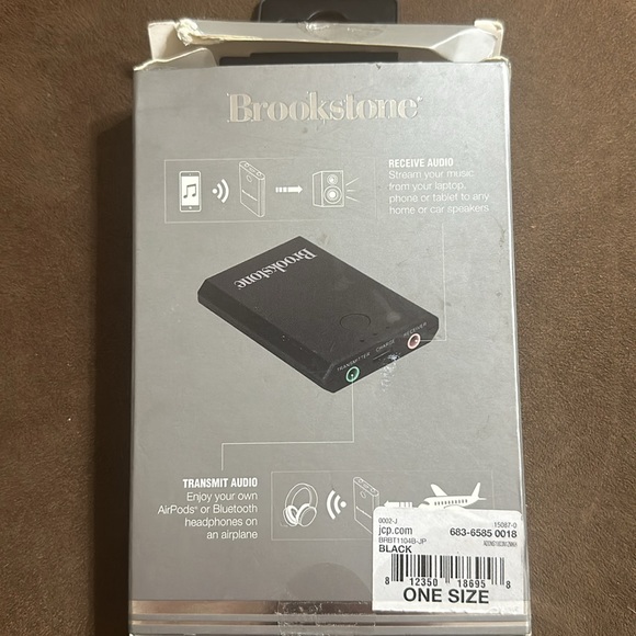 Brookstone Audio Adapter Bluetooth - Picture 2 of 3